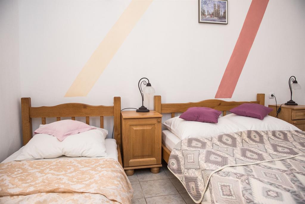 Apartments Ljubica Rogoznica  Eksteriør billede