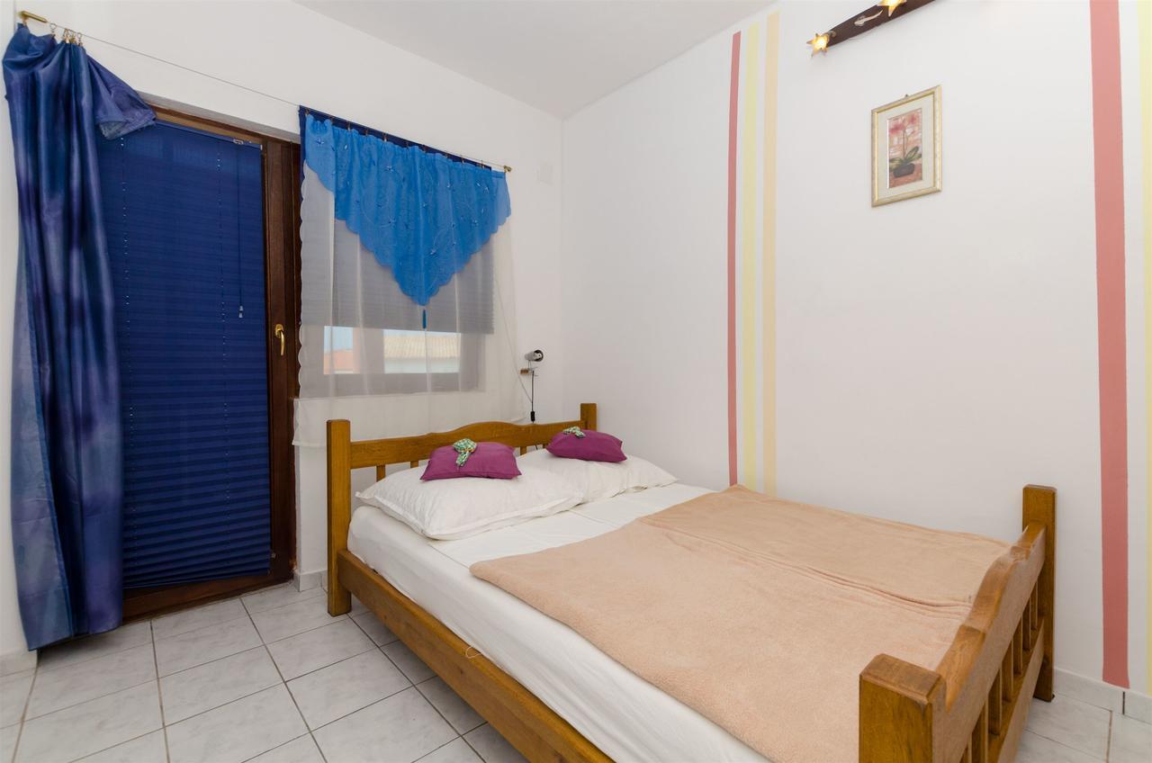 Apartments Ljubica Rogoznica  Eksteriør billede