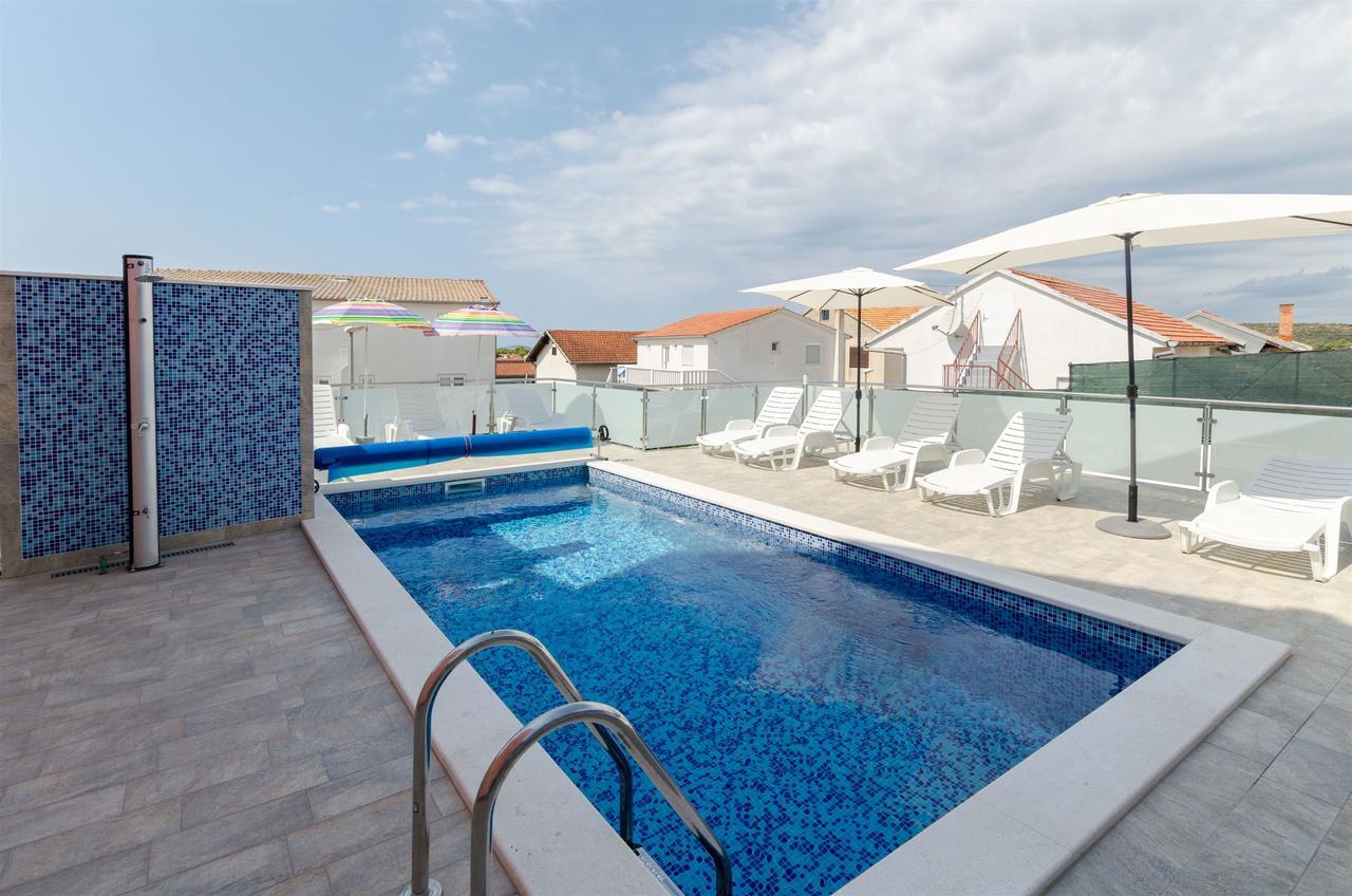 Apartments Ljubica Rogoznica  Eksteriør billede