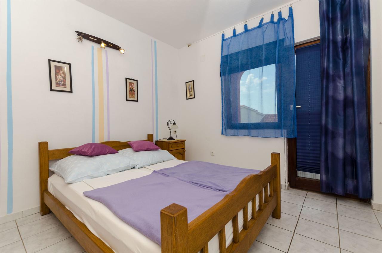 Apartments Ljubica Rogoznica  Eksteriør billede