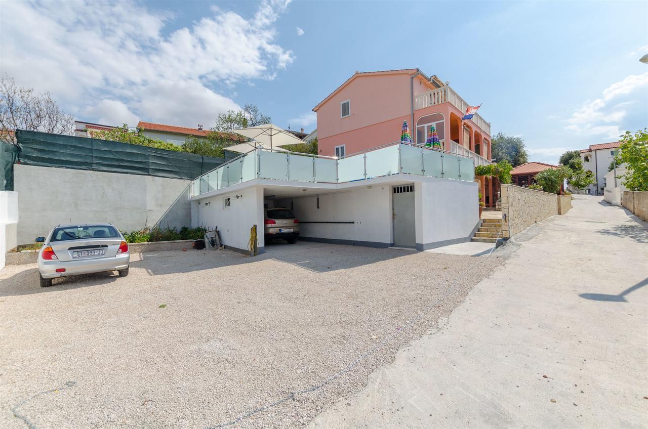 Apartments Ljubica Rogoznica  Eksteriør billede